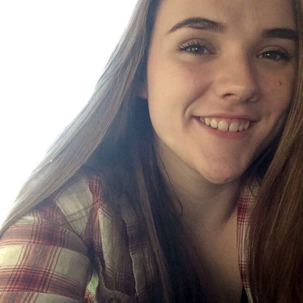 Meet your Posher, Olivia